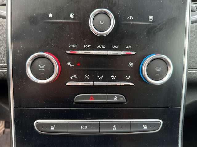 Fahrzeugbild eines Renault Grand Scénic