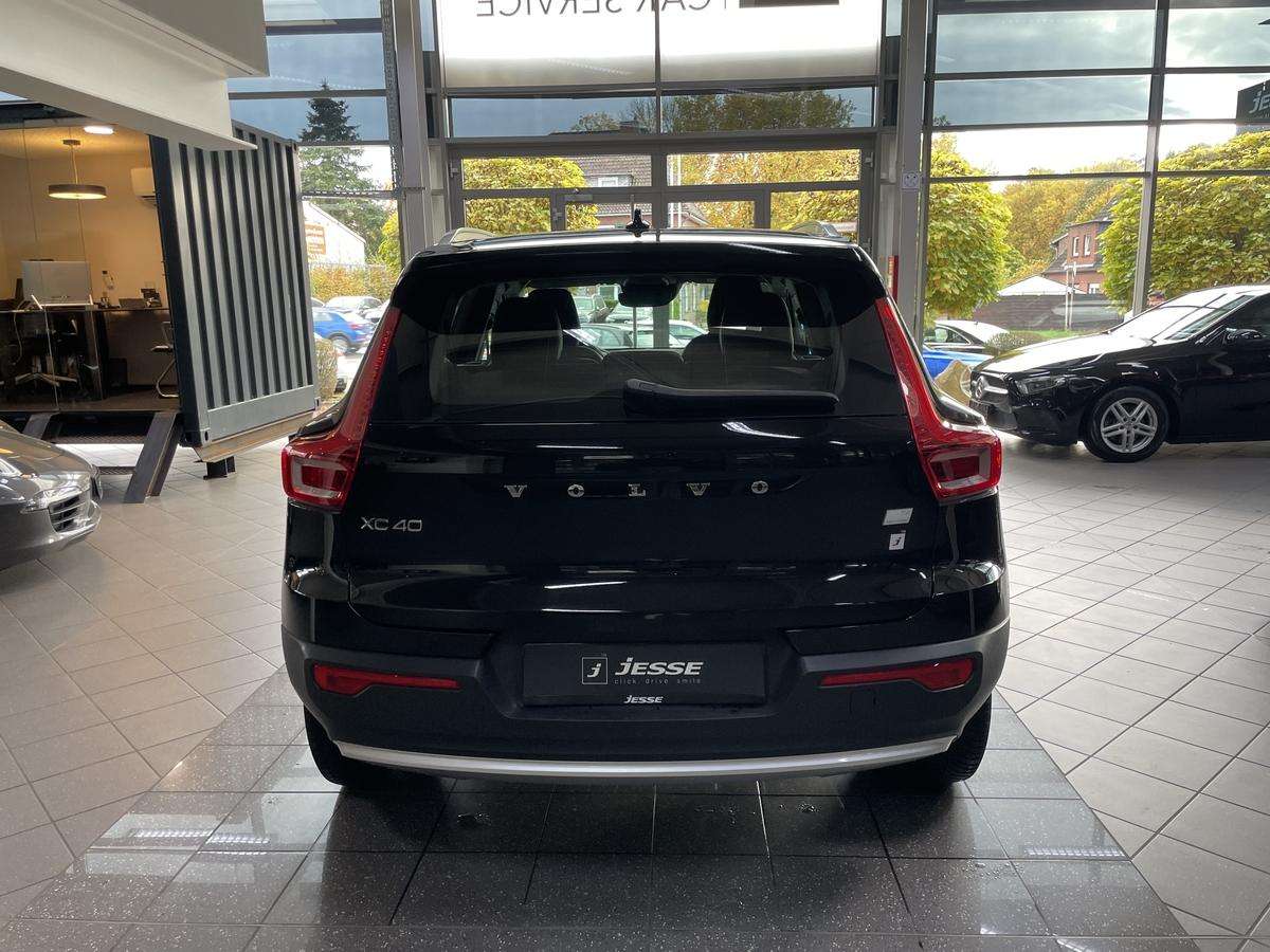 Fahrzeugbild eines Volvo XC40