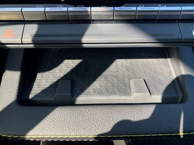 Fahrzeugbild eines Renault Scenic E-TECH