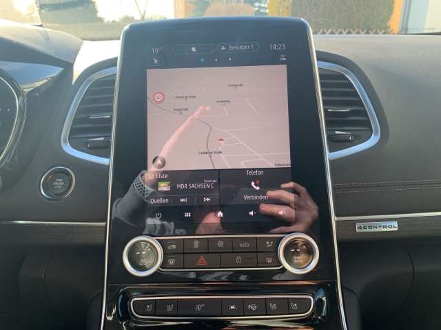 Fahrzeugbild eines Renault Espace