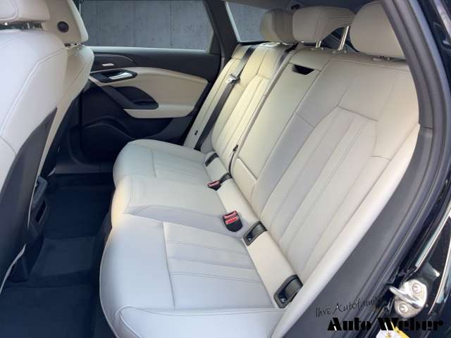 Fahrzeugbild eines Audi A6 e-tron