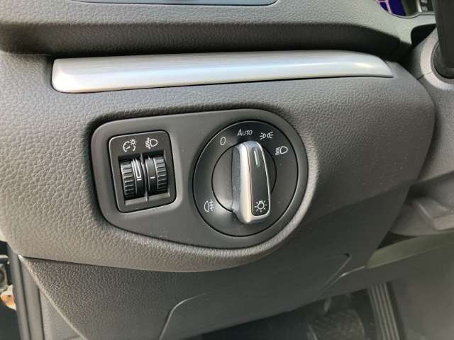 Fahrzeugbild eines Volkswagen Sharan