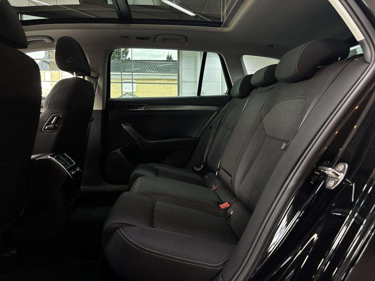 Fahrzeugbild eines Skoda Superb