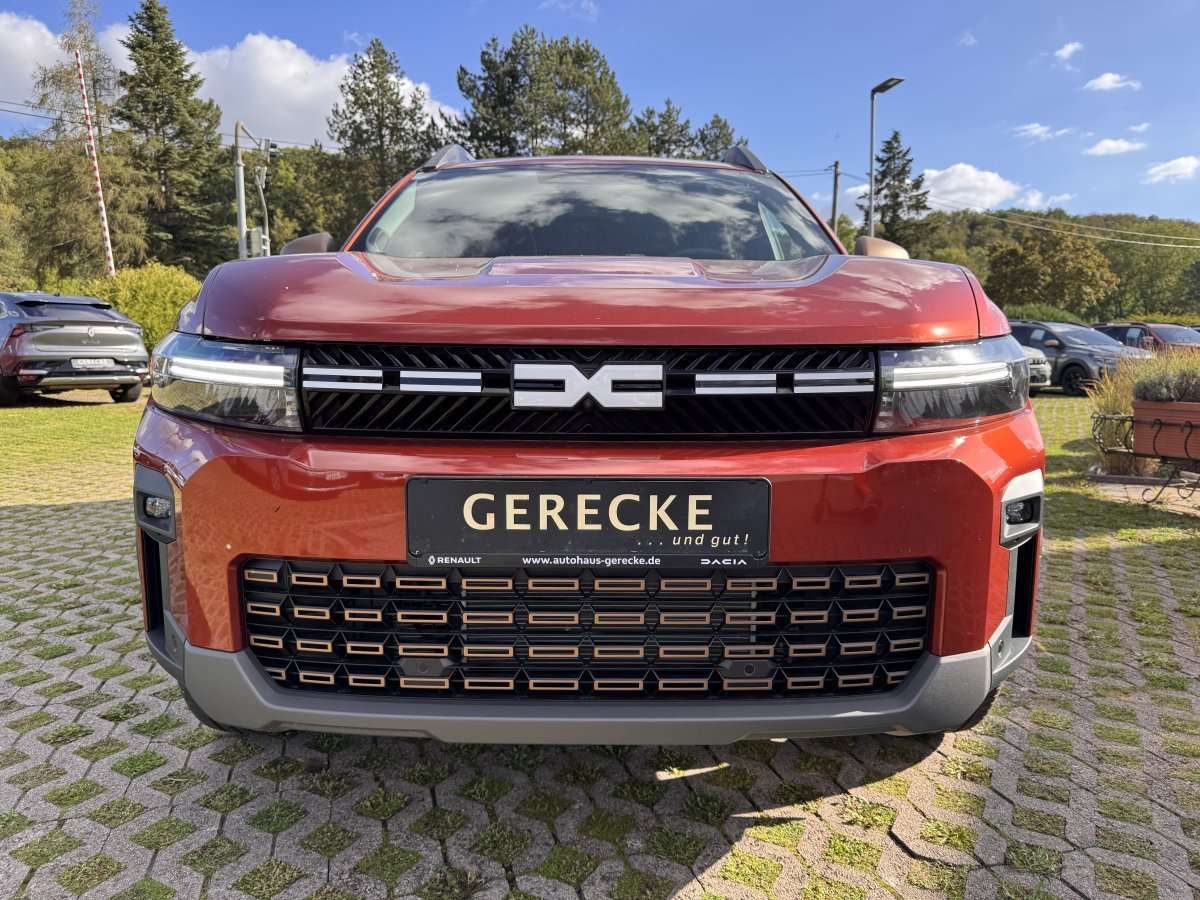 Fahrzeugbild eines Dacia Bigster