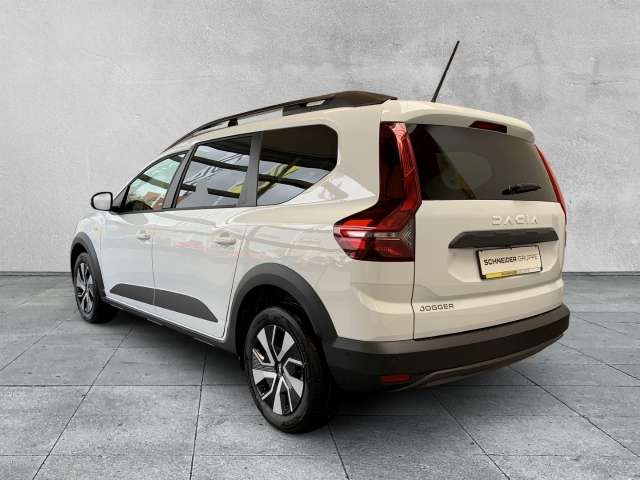 Fahrzeugbild eines Dacia Jogger