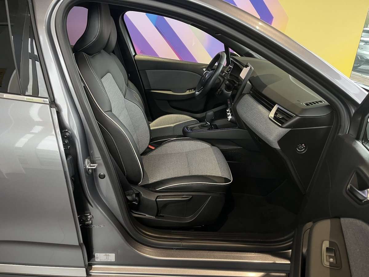 Fahrzeugbild eines Renault Clio