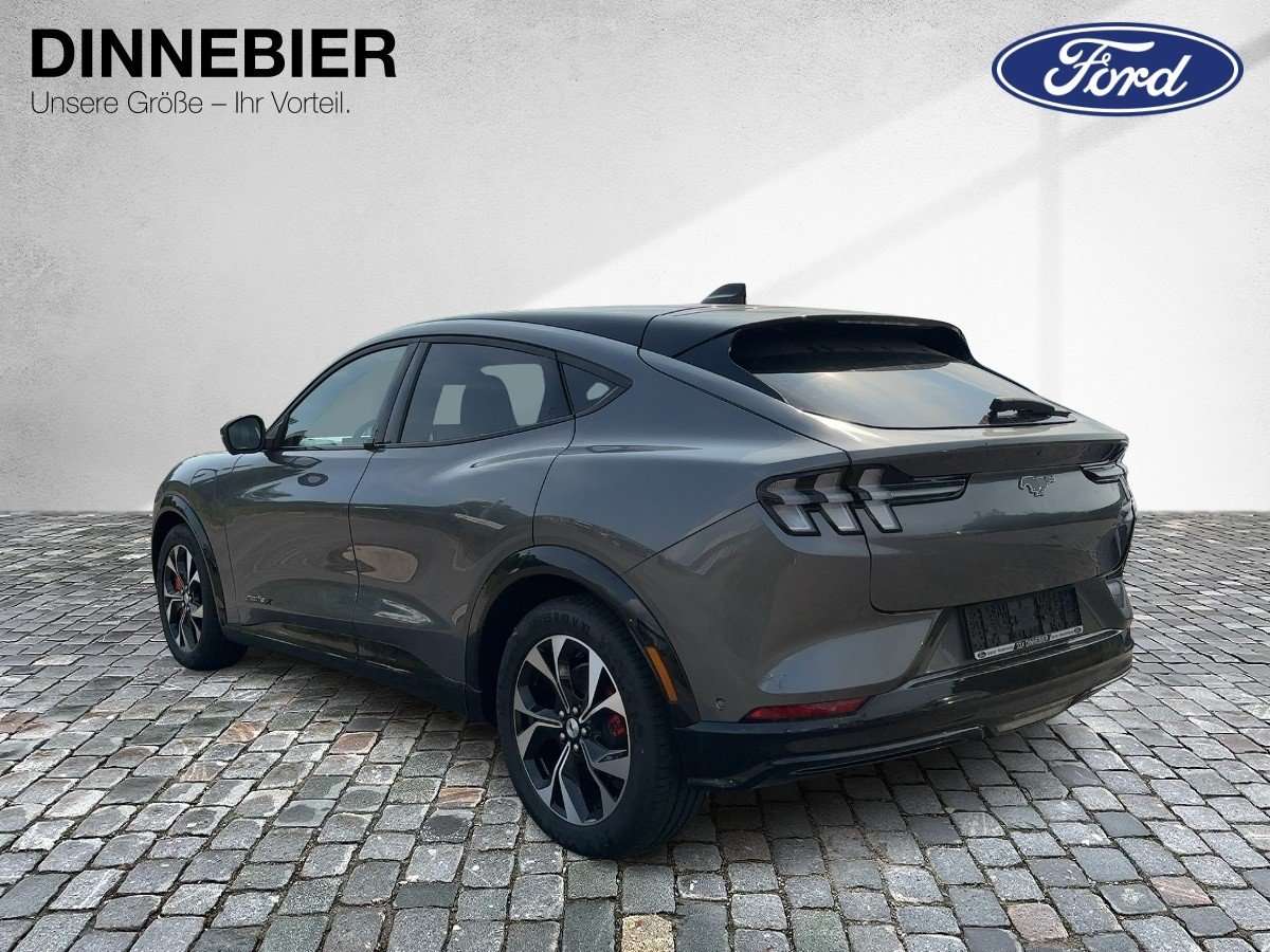 Fahrzeugbild eines Ford Mustang Mach-E