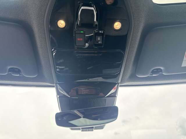 Fahrzeugbild eines Renault Rafale