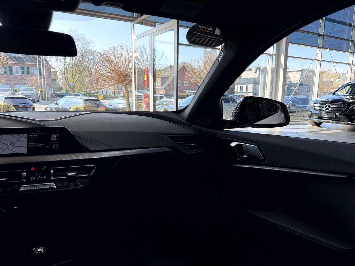 Fahrzeugbild eines BMW 1er-Reihe