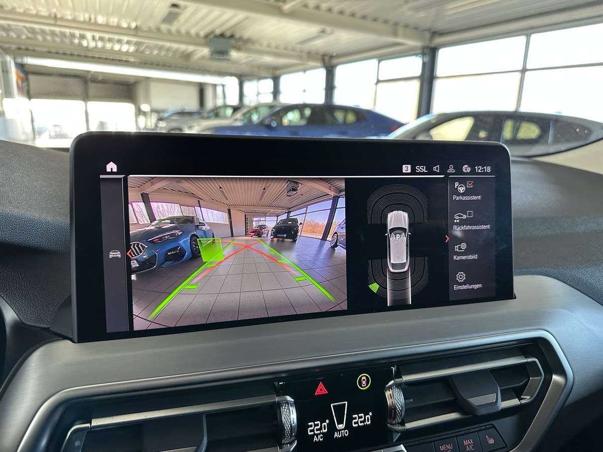 Fahrzeugbild eines BMW X4