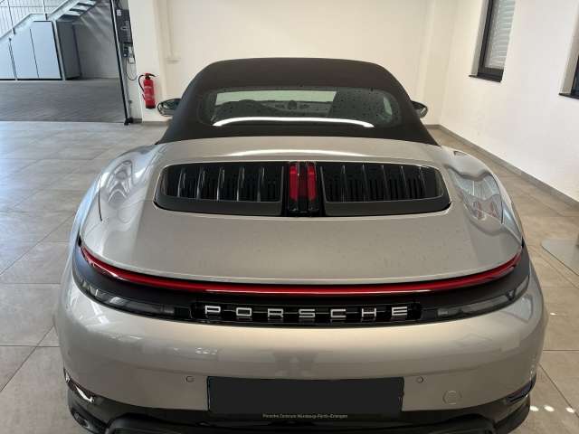 Fahrzeugbild eines Porsche 911
