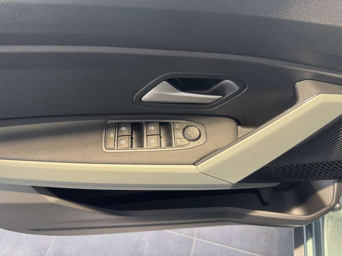 Fahrzeugbild eines Dacia Bigster