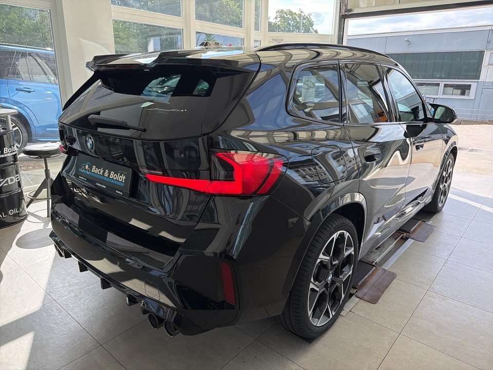 Fahrzeugbild eines BMW X1