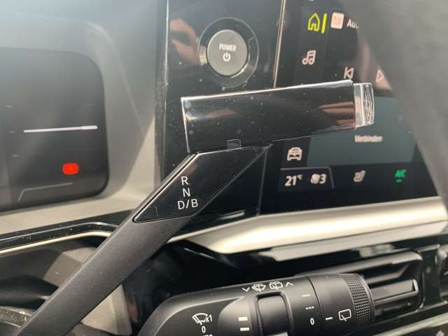 Fahrzeugbild eines Renault 5 E-TECH