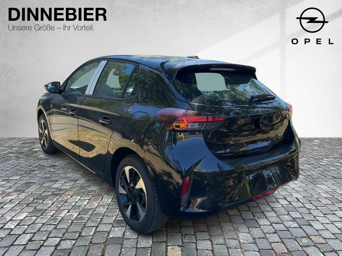 Fahrzeugbild eines Opel Corsa