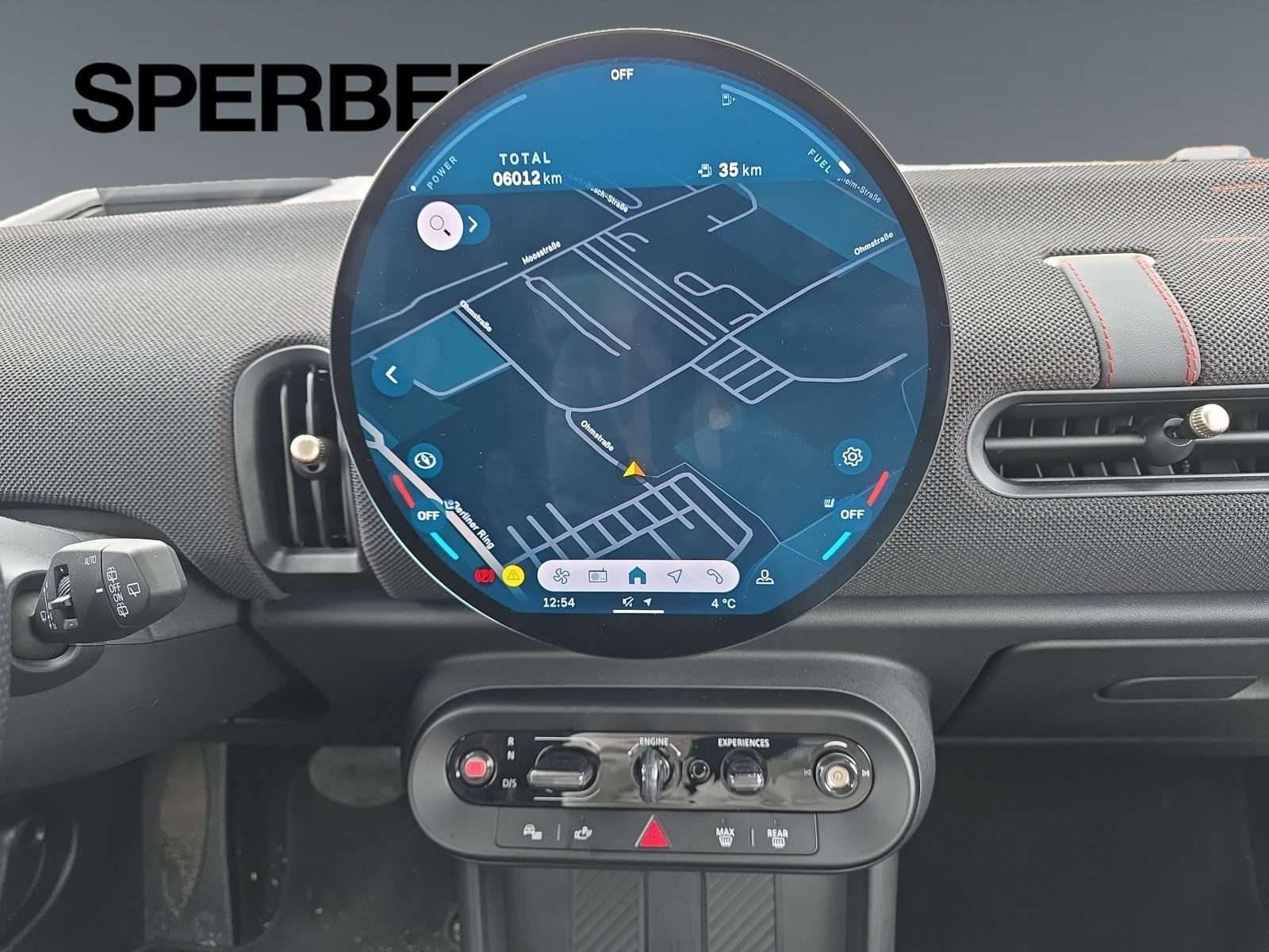 Fahrzeugbild eines MINI COOPER