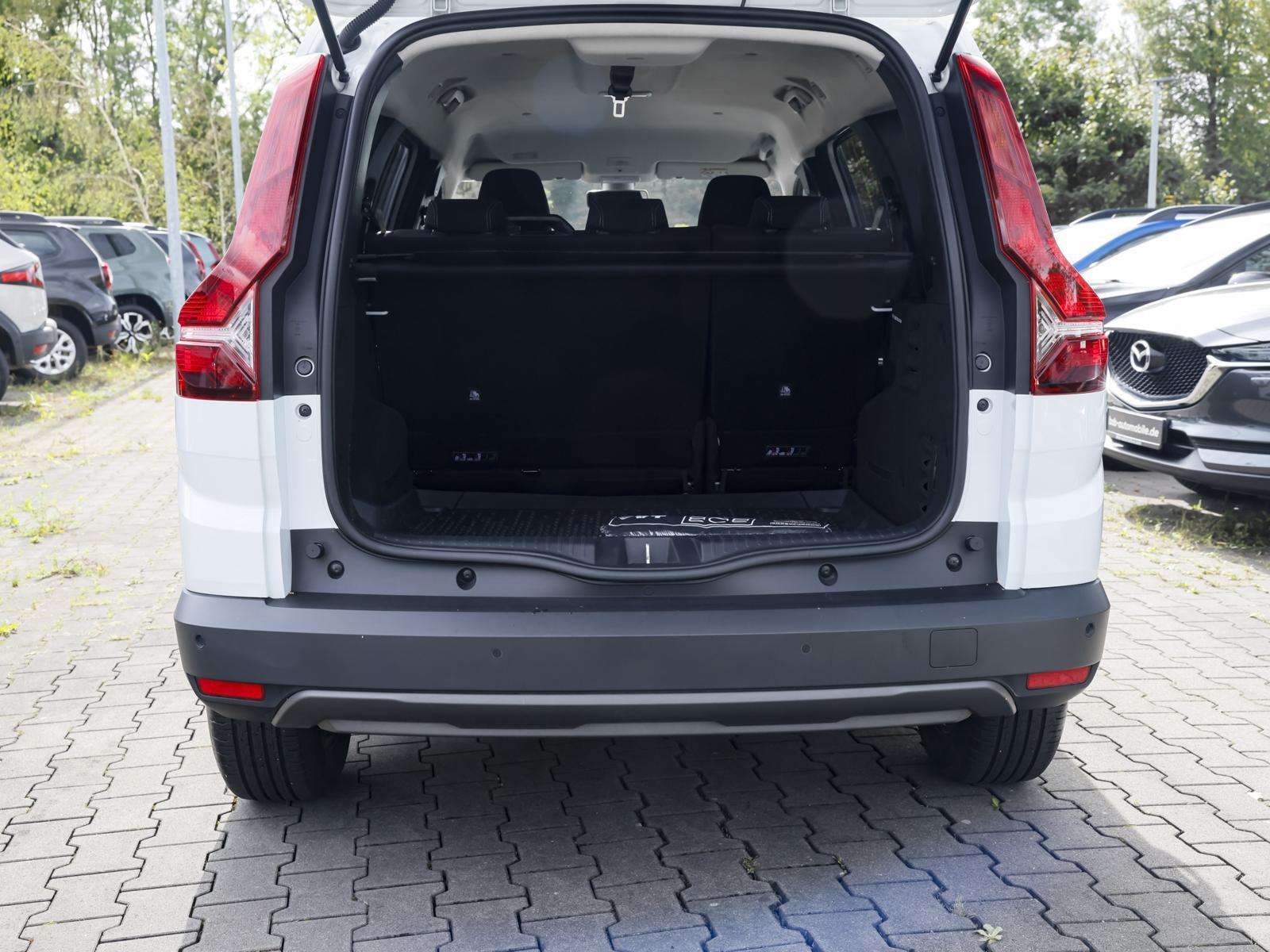 Fahrzeugbild eines Dacia Jogger