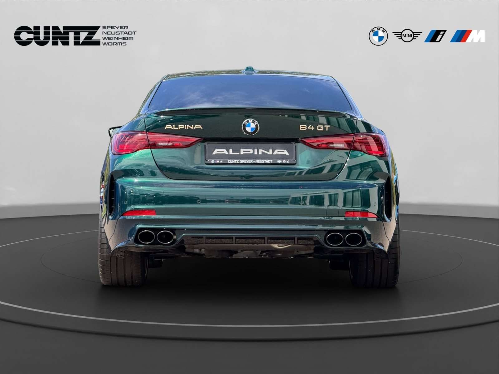 Fahrzeugbild eines Alpina B4