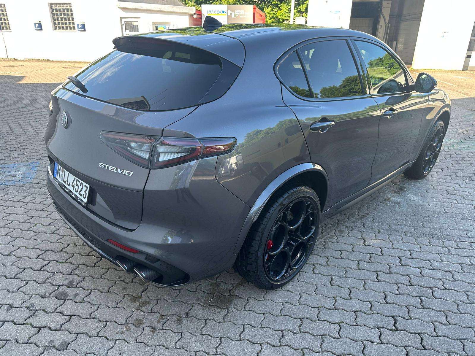 Fahrzeugbild eines Alfa Romeo Stelvio