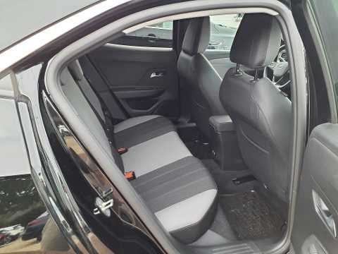 Fahrzeugbild eines Opel Mokka Electric