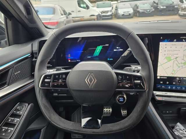 Fahrzeugbild eines Renault Rafale