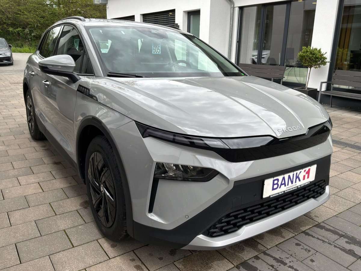 Fahrzeugbild eines Skoda ELROQ