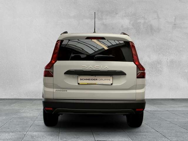 Fahrzeugbild eines Dacia Jogger