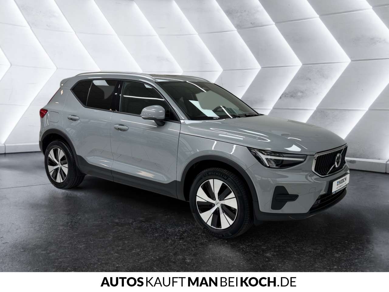Fahrzeugbild eines Volvo XC40