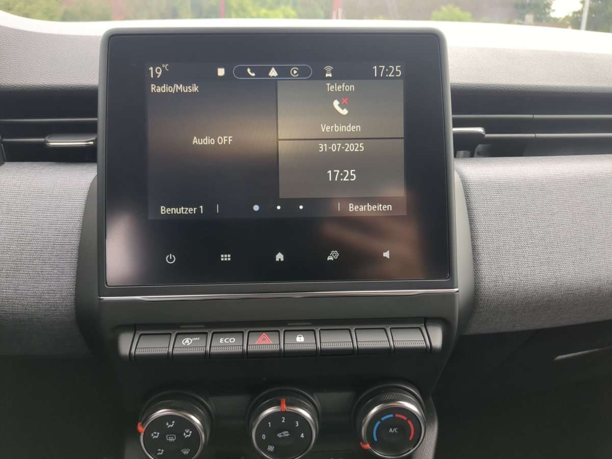 Fahrzeugbild eines Renault Clio