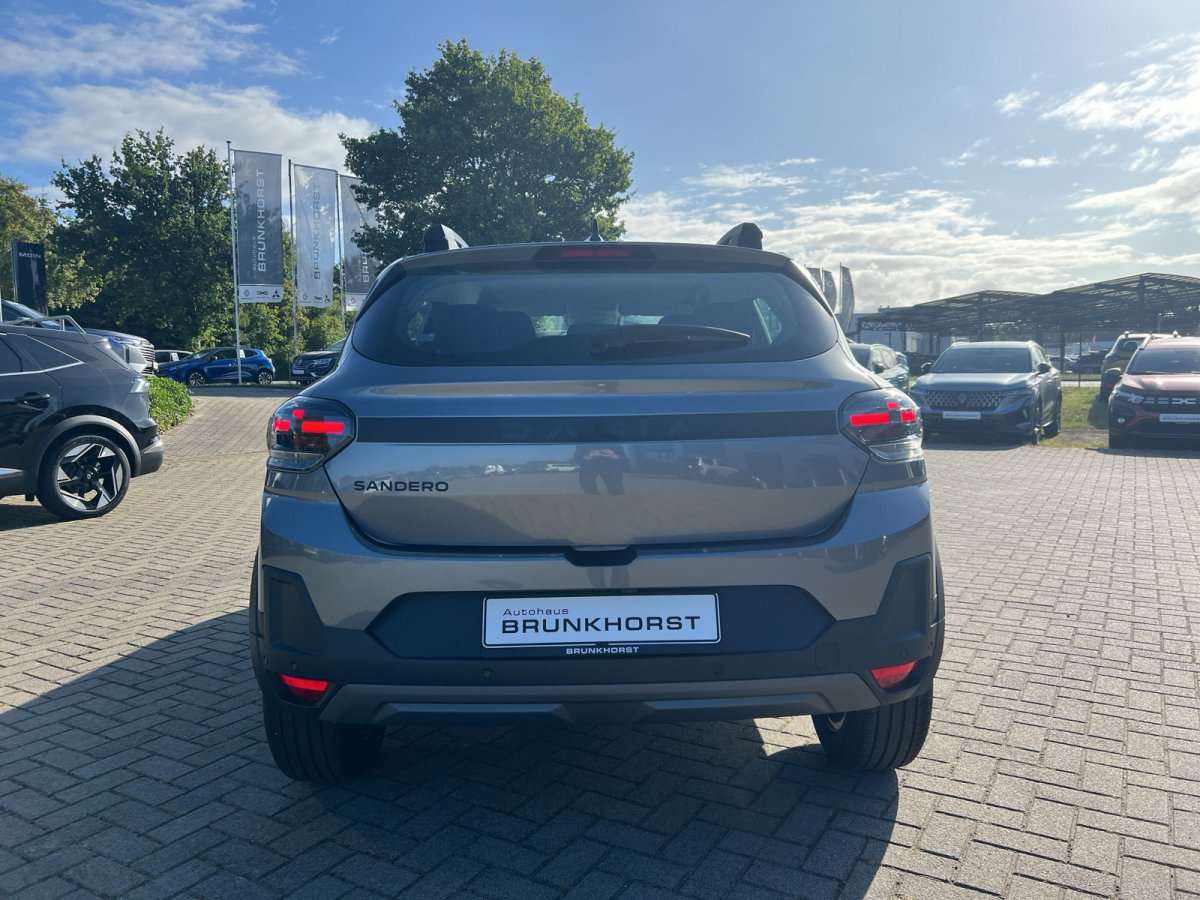 Fahrzeugbild eines Dacia Sandero