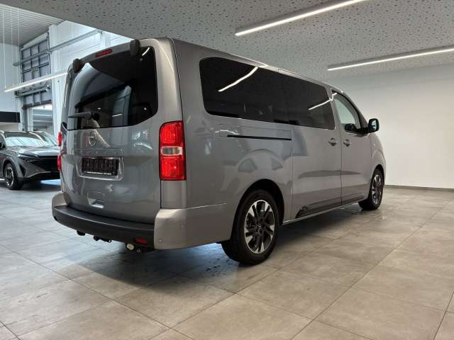 Fahrzeugbild eines Opel Zafira Life