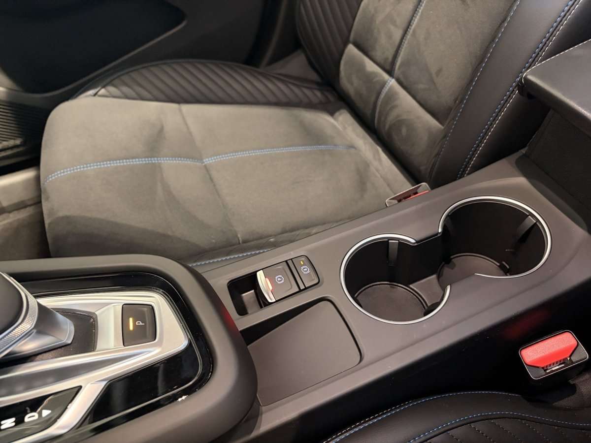 Fahrzeugbild eines Renault Arkana