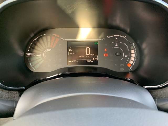 Fahrzeugbild eines Dacia Spring