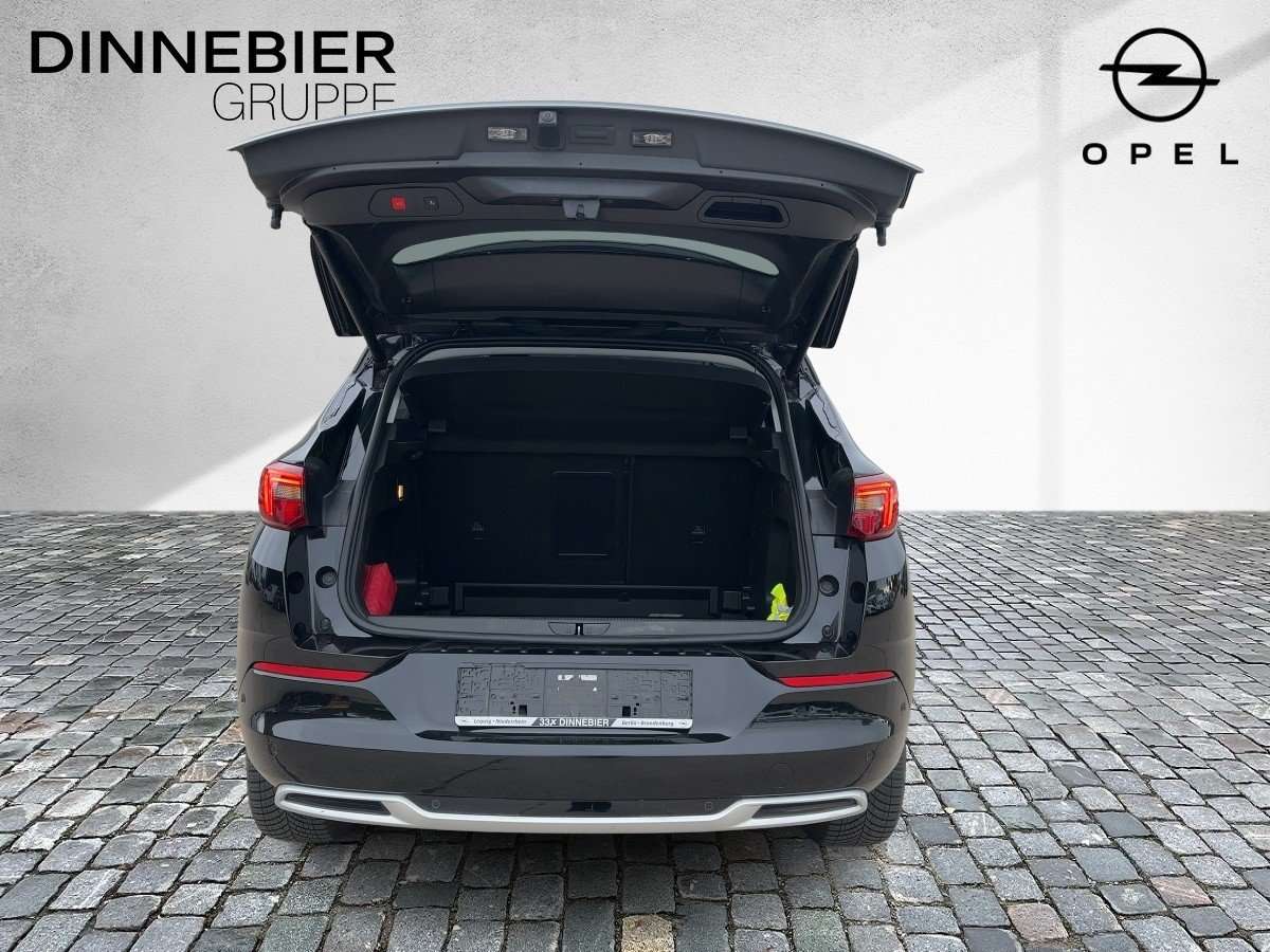 Fahrzeugbild eines Opel Grandland X