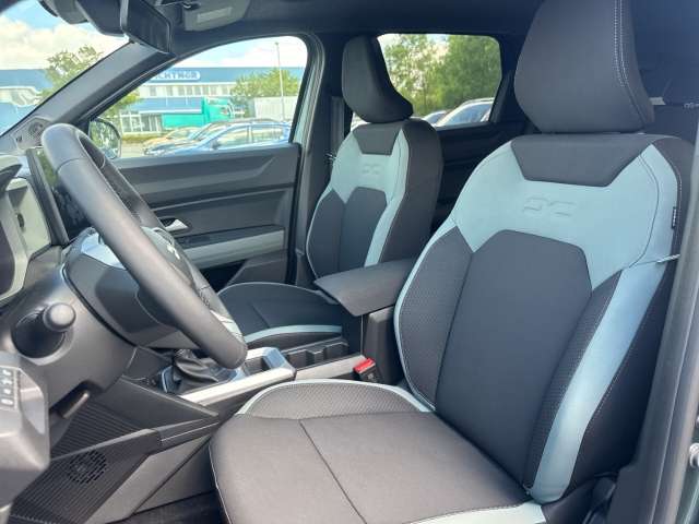 Fahrzeugbild eines Dacia Bigster