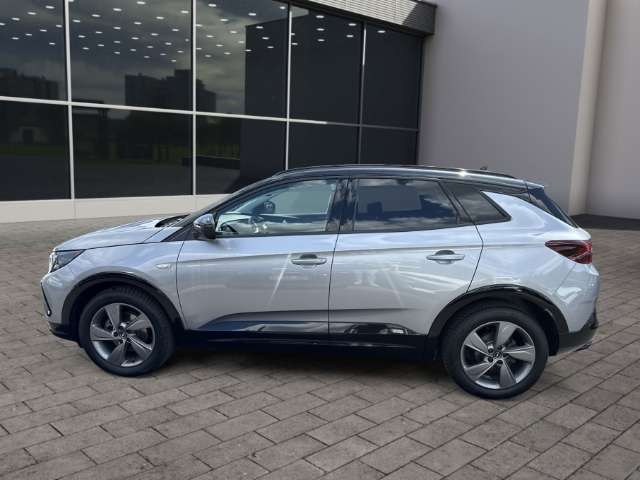 Fahrzeugbild eines Opel Grandland X