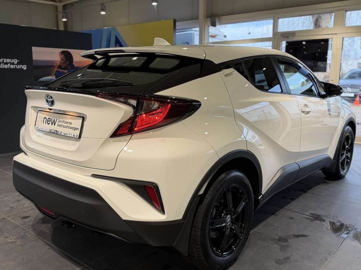 Fahrzeugbild eines Toyota C-HR