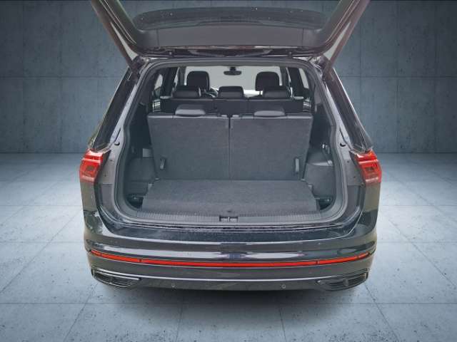 Fahrzeugbild eines Volkswagen Tiguan Allspace