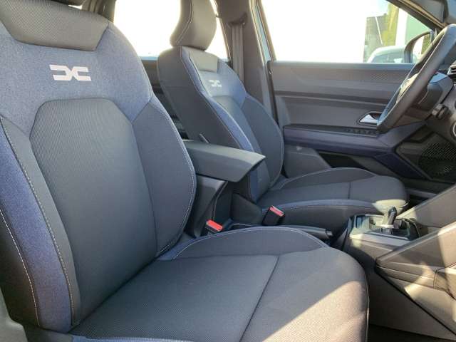 Fahrzeugbild eines Dacia Duster