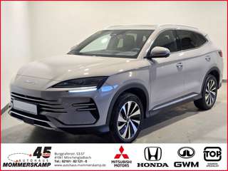 Schräge Frontansicht auf einen BYD Seal , freigestellt