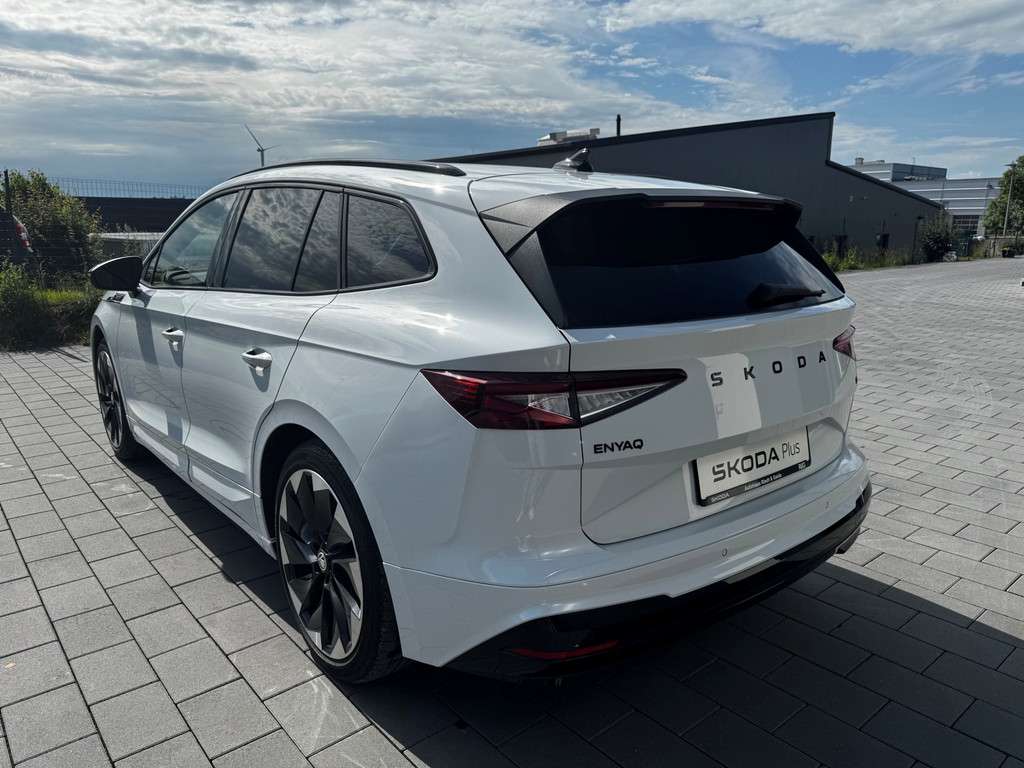 Fahrzeugbild eines Skoda ENYAQ