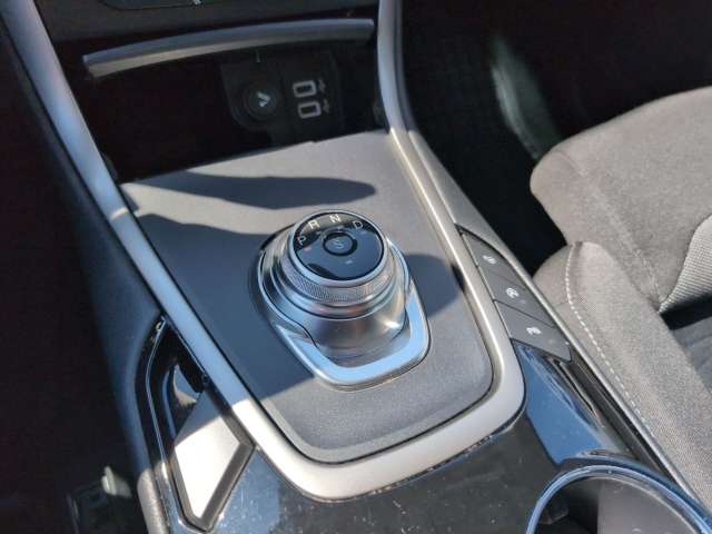 Fahrzeugbild eines Ford S-MAX