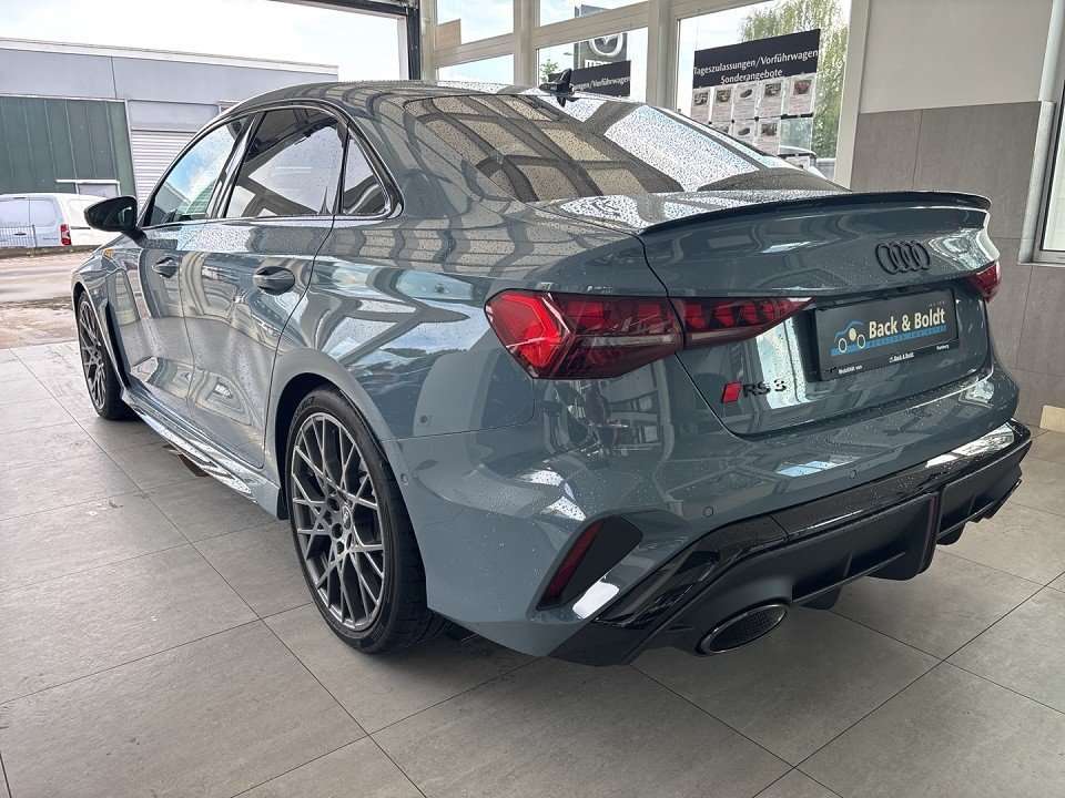 Fahrzeugbild eines Audi RS3