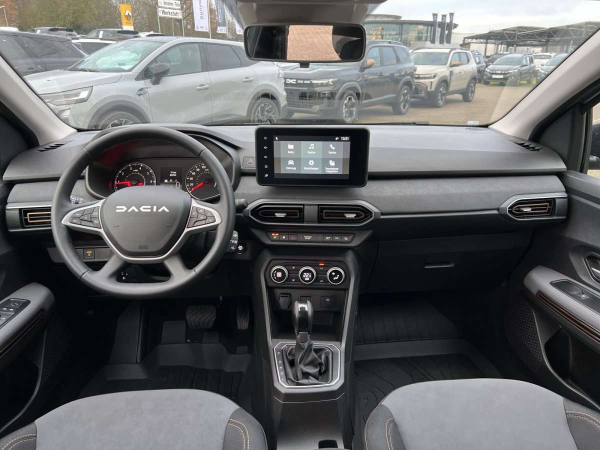 Fahrzeugbild eines Dacia Sandero