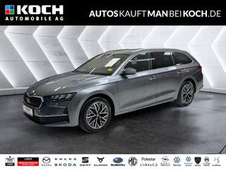 Schräge Frontansicht auf einen Skoda Octavia , freigestellt