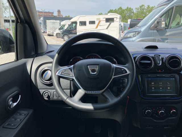 Fahrzeugbild eines Dacia Lodgy