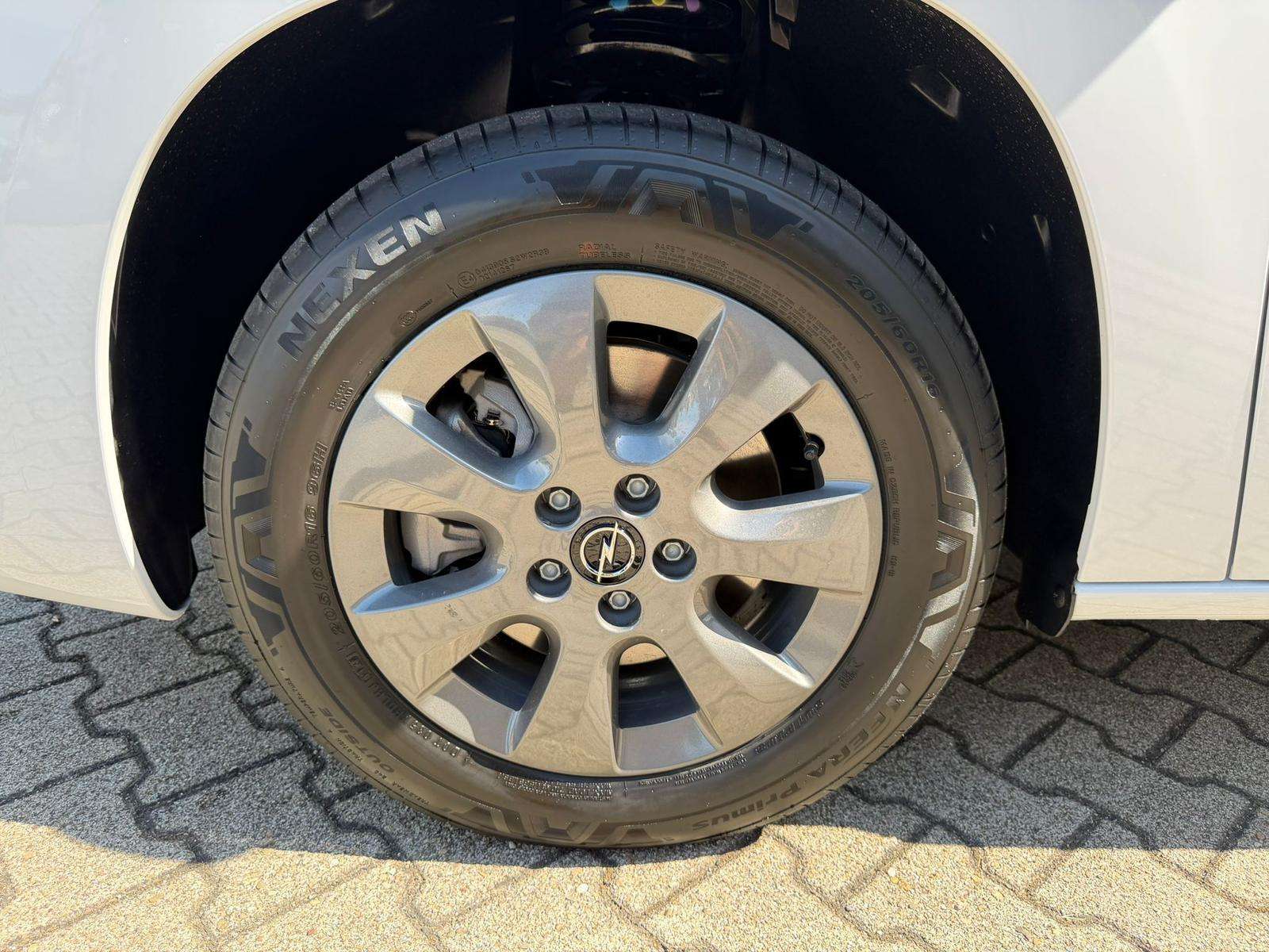 Fahrzeugbild eines Opel Combo Life