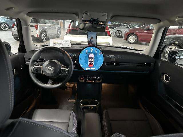 Fahrzeugbild eines MINI COOPER