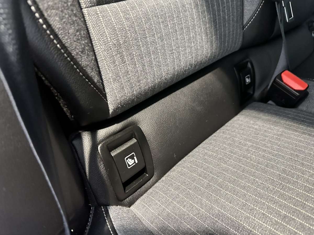 Fahrzeugbild eines Renault Clio
