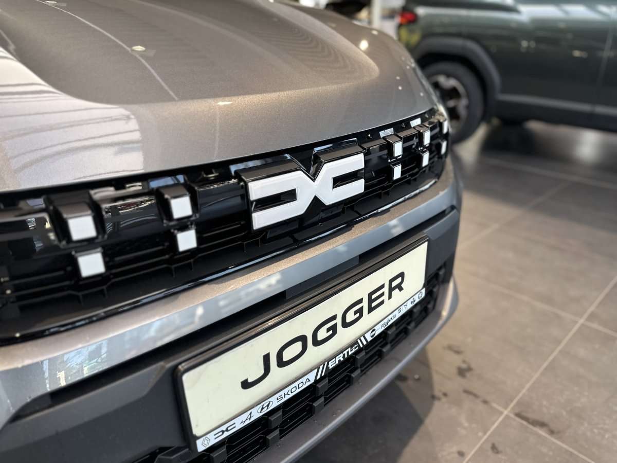 Fahrzeugbild eines Dacia Jogger